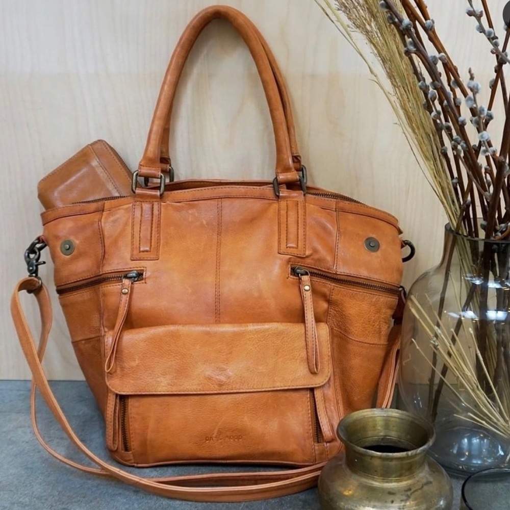 NWT* DAY & MOOD Hannah Small‎ Satchel in Tan - Picture 10 of 13